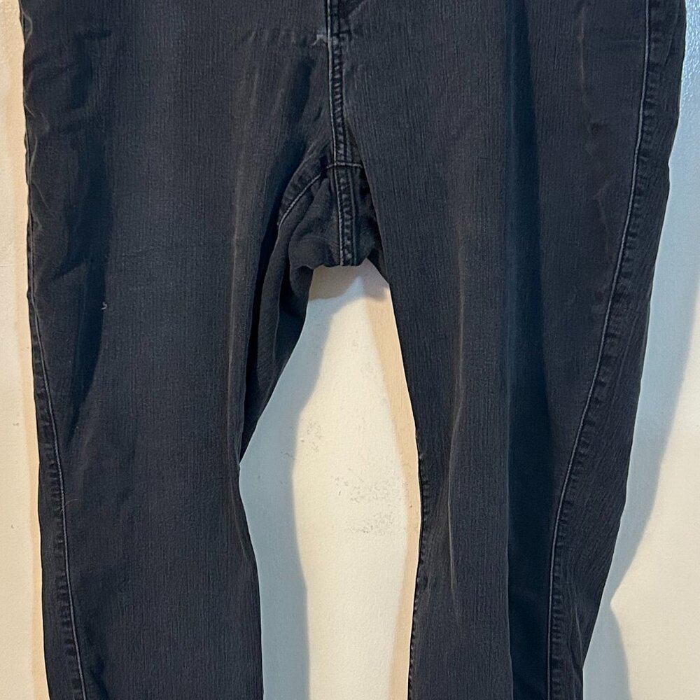 Torrid Black Jeggings – Super Stretch, Three-Button Closure Size 16s